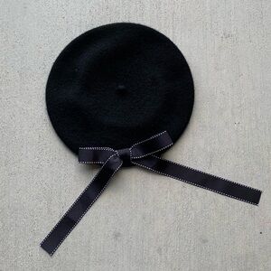 Bow Beret Hat